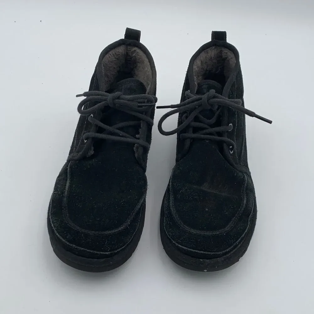 UGG Neumel Men’s Black Suede Lace-Up Chukka Boots size 11